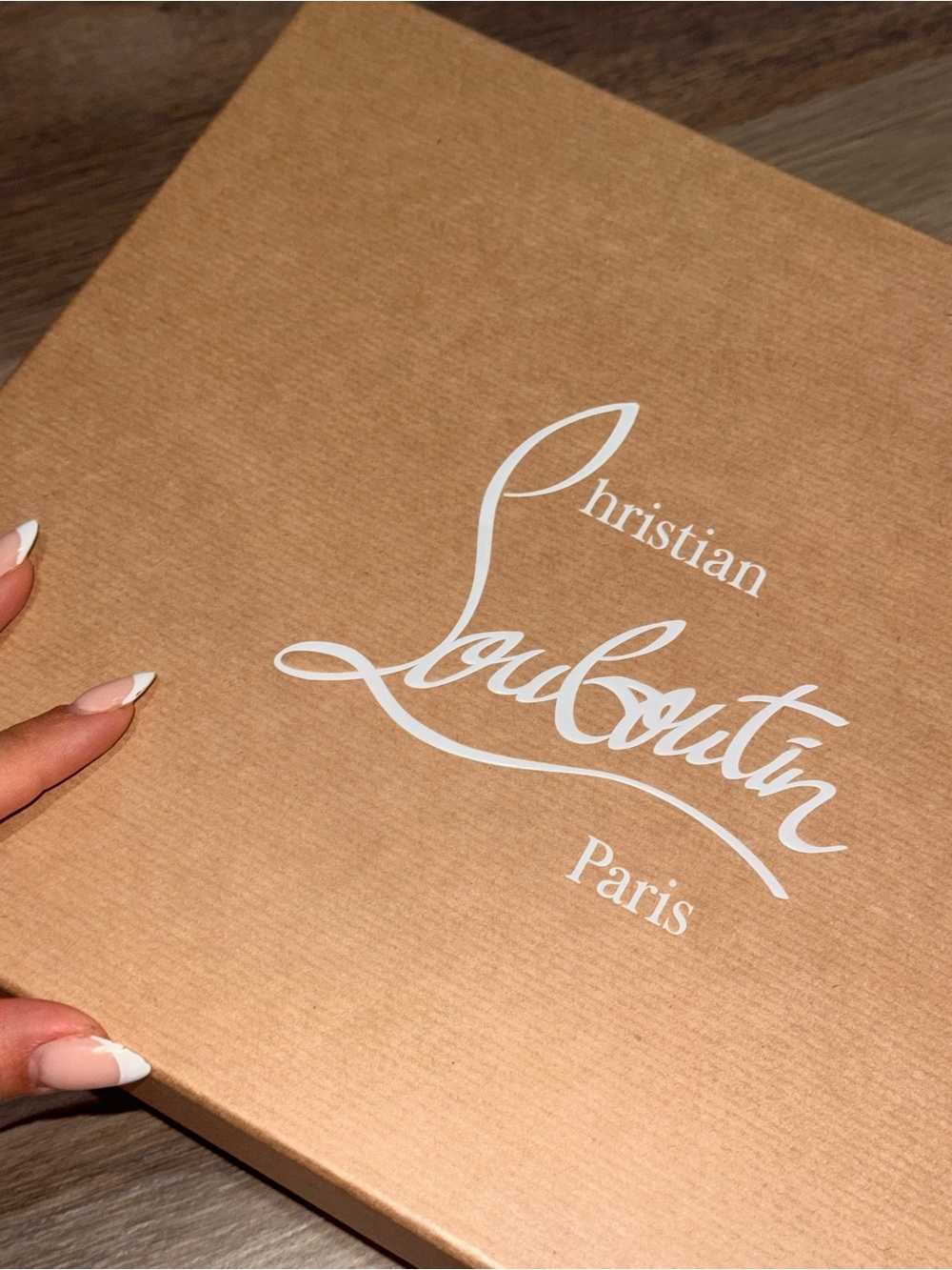 Christian Louboutin Beige/Tan Shoe Box with Label - Picture 10 of 11
